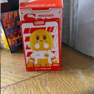 Space Mega100% Yellow Action Figure